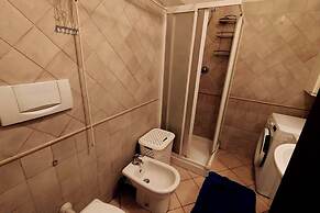 Apartment Near The Metro