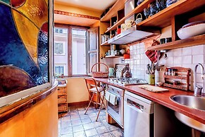 Lovely 2-bed Apartment in Roma
