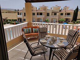 Cyprus-2 Beds Ensuite, Pool, Patios, Wifi, Parking