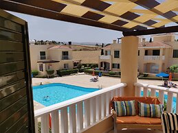 Cyprus-2 Beds Ensuite, Pool, Patios, Wifi, Parking