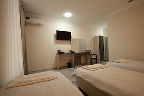 Marmar Family Hotel