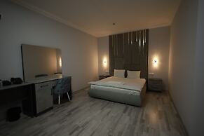 Marmar Family Hotel