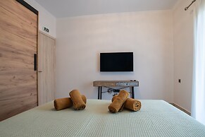 Elegance Suites