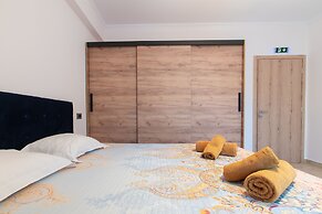 Elegance Suites