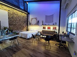 Mola Studio By Paradox