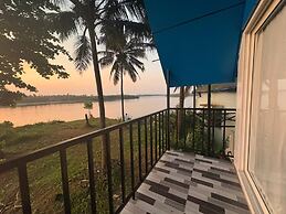 Blue Lagoon Homestay