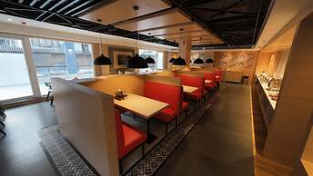 Hotel Sura Grand