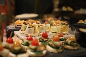 Taktsangri-La