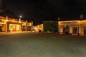 Yagappa Heritage Resort