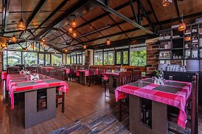 Yagappa Heritage Resort