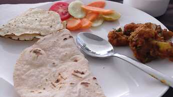 Hotel Leh Residency