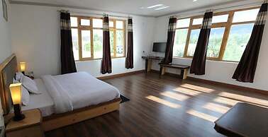 Hotel Leh Residency