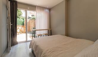 Alex Suites Lara