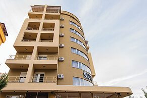 ApartHotel EDA