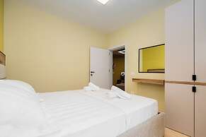 ApartHotel EDA