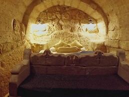 Stone Age Mansion