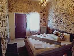 Stone Age Mansion