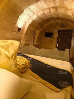 Stone Age Mansion