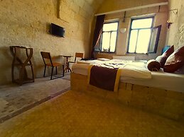 Stone Age Mansion