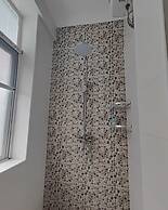AYAA LUXURY APARTMENT 4TH FLOOR