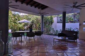 Ola Boutique Hotel