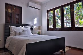 Ola Boutique Hotel