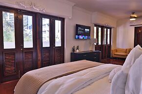 Ola Boutique Hotel