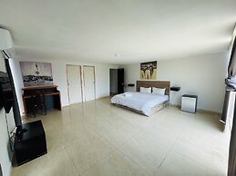 Gorgona Beach Hotel