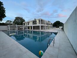 Gorgona Beach Hotel