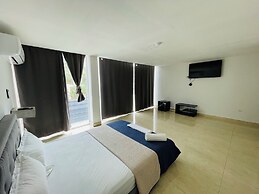 Gorgona Beach Hotel