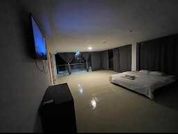 Gorgona Beach Hotel