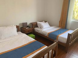 Maha Kali Hotel