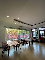 Maha Kali Hotel