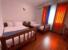 Maha Kali Hotel