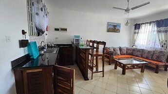Lux Suites Diani Airstrip Villas