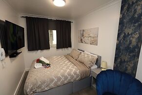 VR Apartments