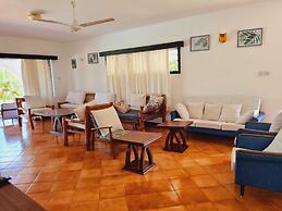Lux Suites Sanuna Villas Diani