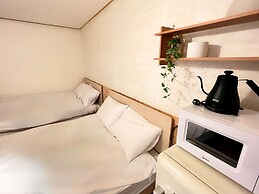 Jnineguesthouse