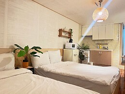 Jnineguesthouse