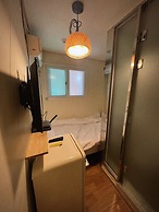 Jnineguesthouse