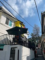 Jnineguesthouse