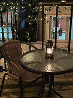 Jnineguesthouse