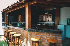 Hotel Madrigal Manta Beach