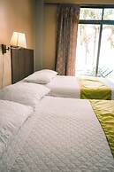Hotel Madrigal Manta Beach