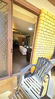 Hilltops Retreat Motor Inn
