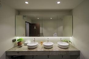 C'HOUSE Bangkok