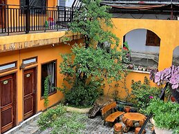 Alley House