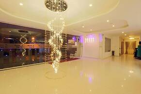 Premier Suites Business Hotel