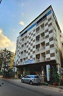 Premier Suites Business Hotel