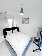 Wave 4 Residence